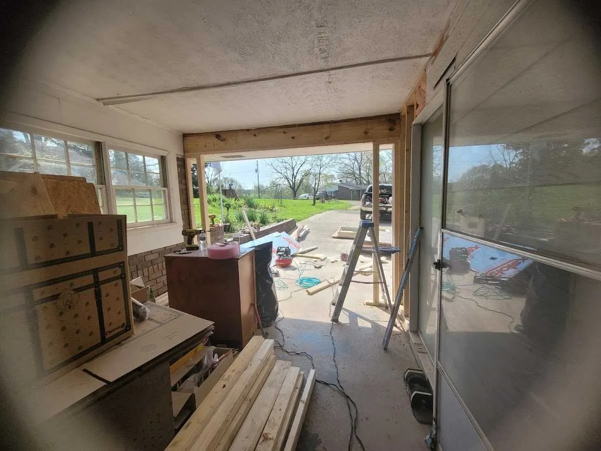 Air movers and dehumidifier for Water Mitigation Services in Oakland